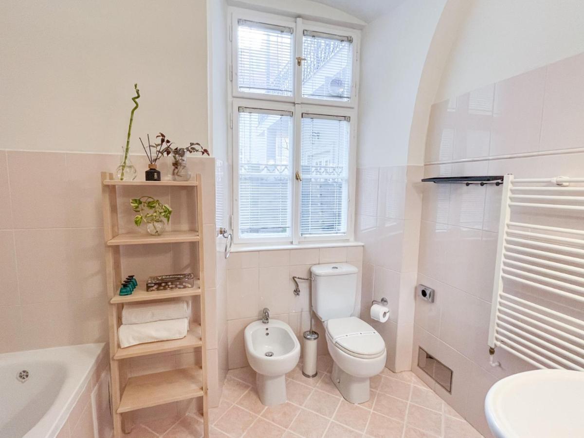 Best Price & Location - Historic Square Residency Praga Exterior foto